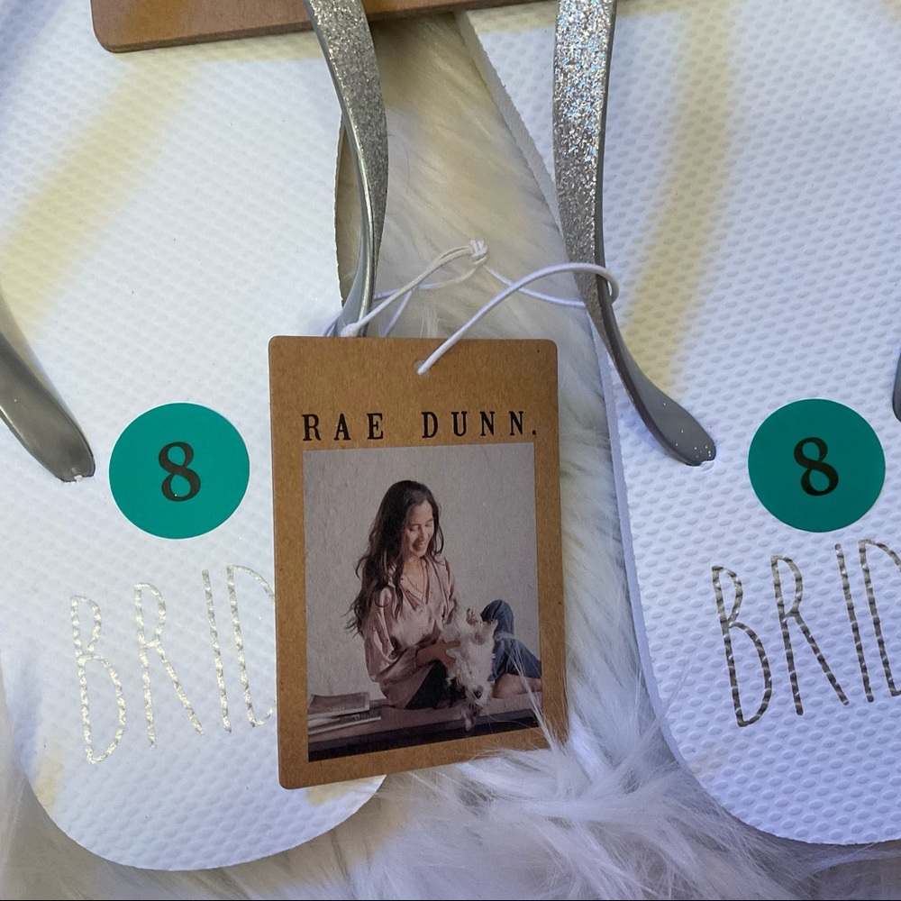 Rae Dunn Bride Flip Flops - NWT - Size 8 - Picture 7 of 10